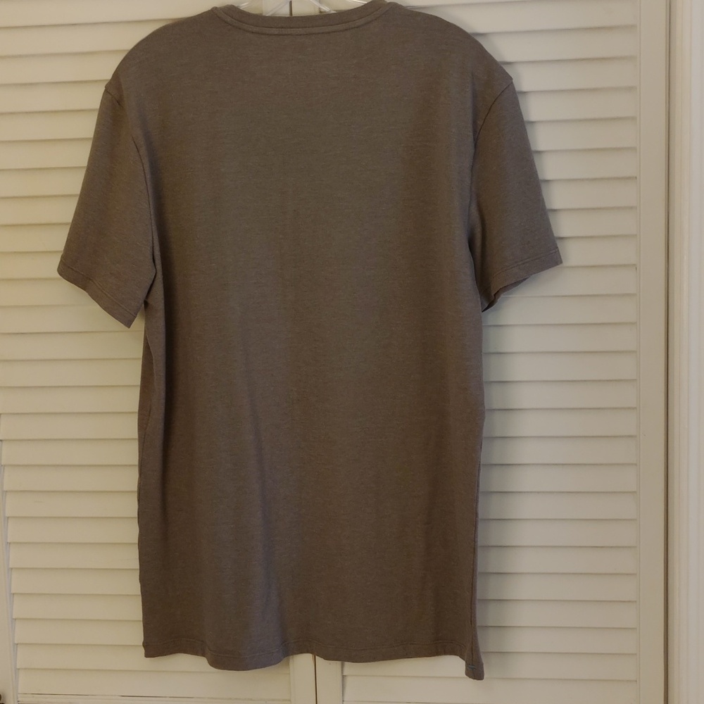 NWOT**Columbia Men's Gray Short Sleeve Tee - Picture 3 of 6